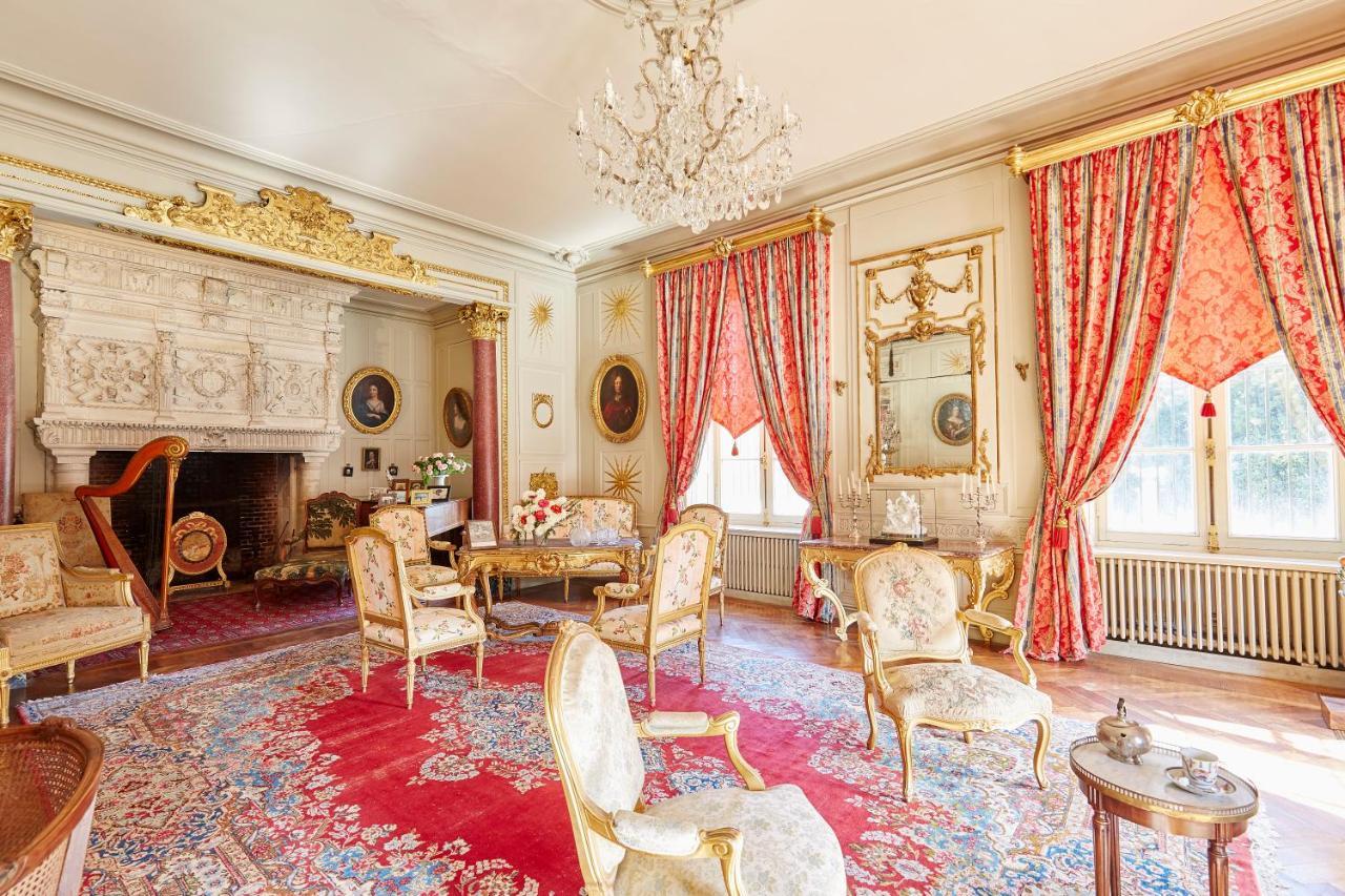 Chambres D'Hotes Le Tilleul Saint-Hilaire-des-Loges エクステリア 写真