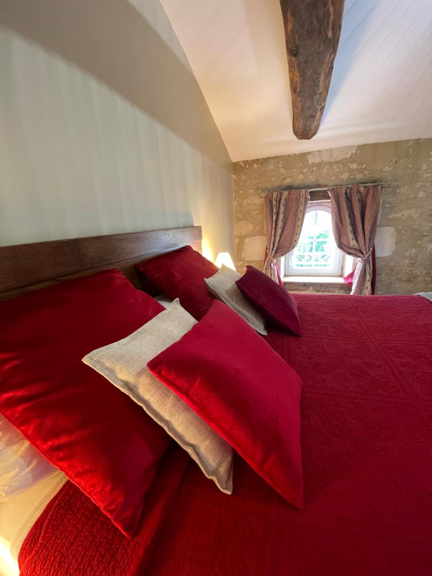 Chambres D'Hotes Le Tilleul Saint-Hilaire-des-Loges エクステリア 写真