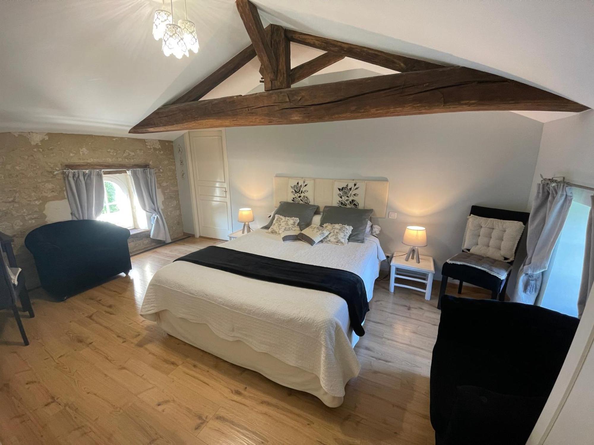 Chambres D'Hotes Le Tilleul Saint-Hilaire-des-Loges エクステリア 写真